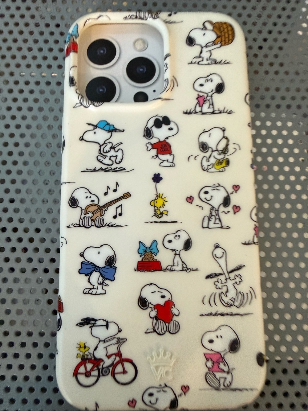 Velvet Caviar Snoopy Pattern White IPhone 16 ProMax Case MagSafe